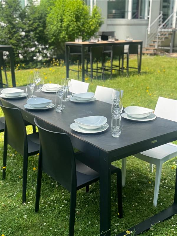 Stuhl Volt schwarz 47x47x78cm